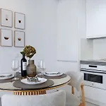 Modern 1 Bedroom Apartment With Terrace And Ac Near Beach In Las Americas * Arona (Tenerife)