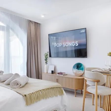 Apartament Modern 1 Bedroom With Terrace And Ac Near In Americas